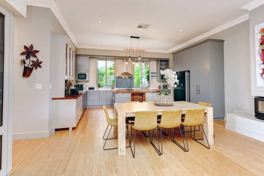 4 Bedroom Property for Sale in Val De Vie Estate Western Cape